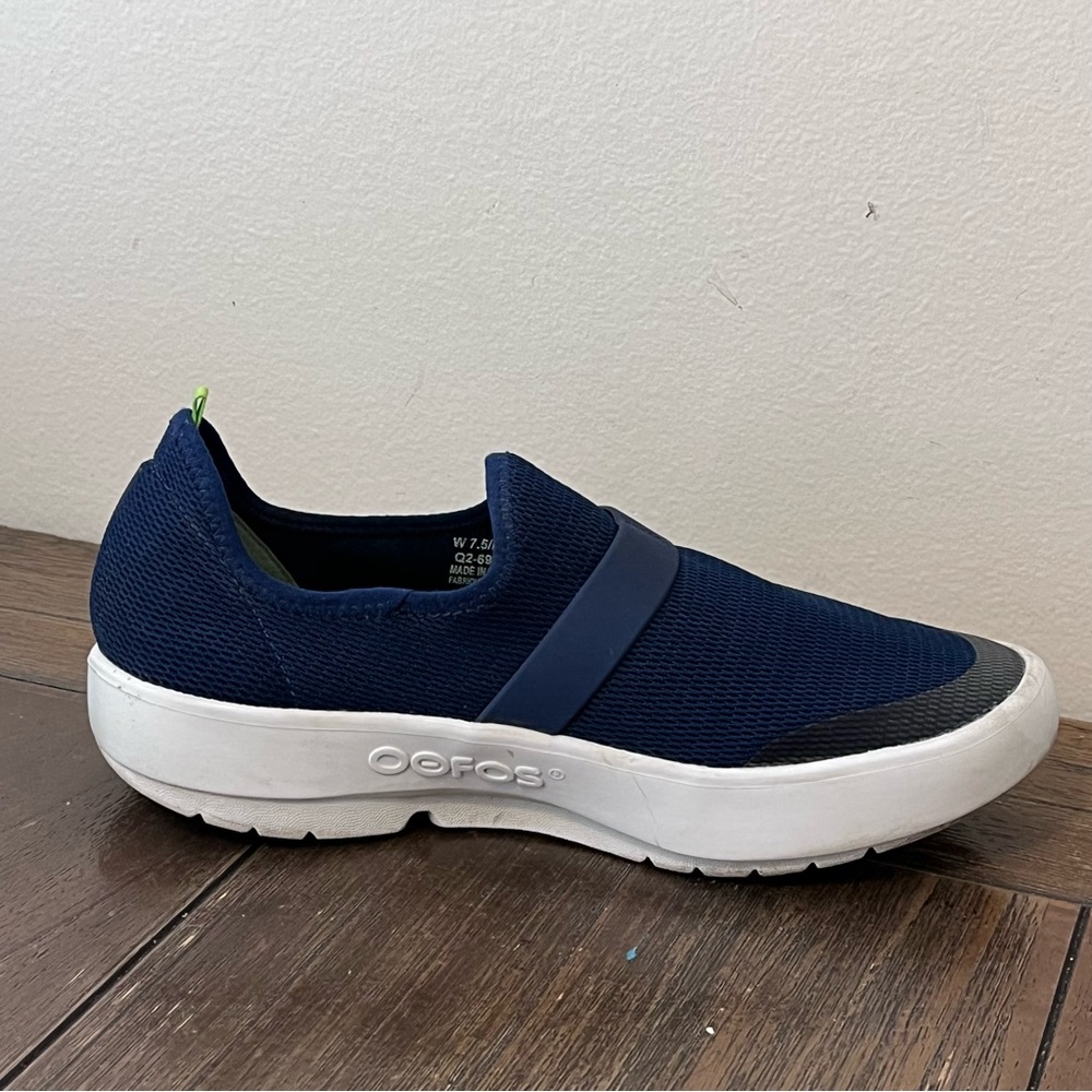 OOFOS Oomg Low Blue Shoes Womens 8 - Picture 4 of 12